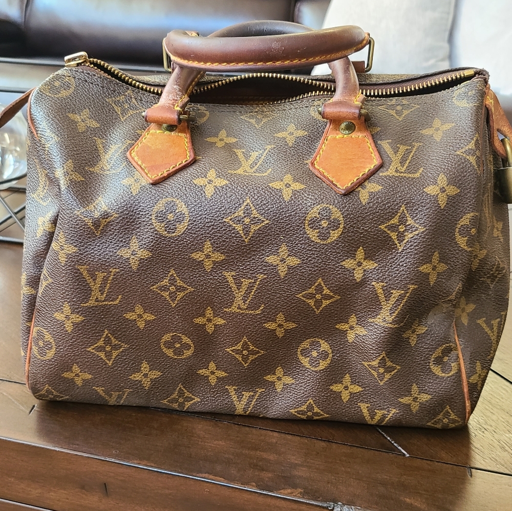 Vintage Louis Vuitton Speedy Bag!